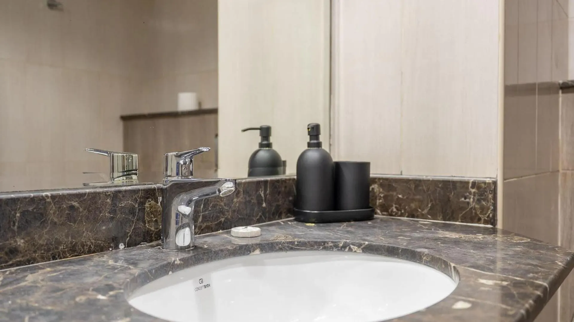 Apartment Studio In Botanica Jvc Perfect For 3 Dubai United Arab Emirates