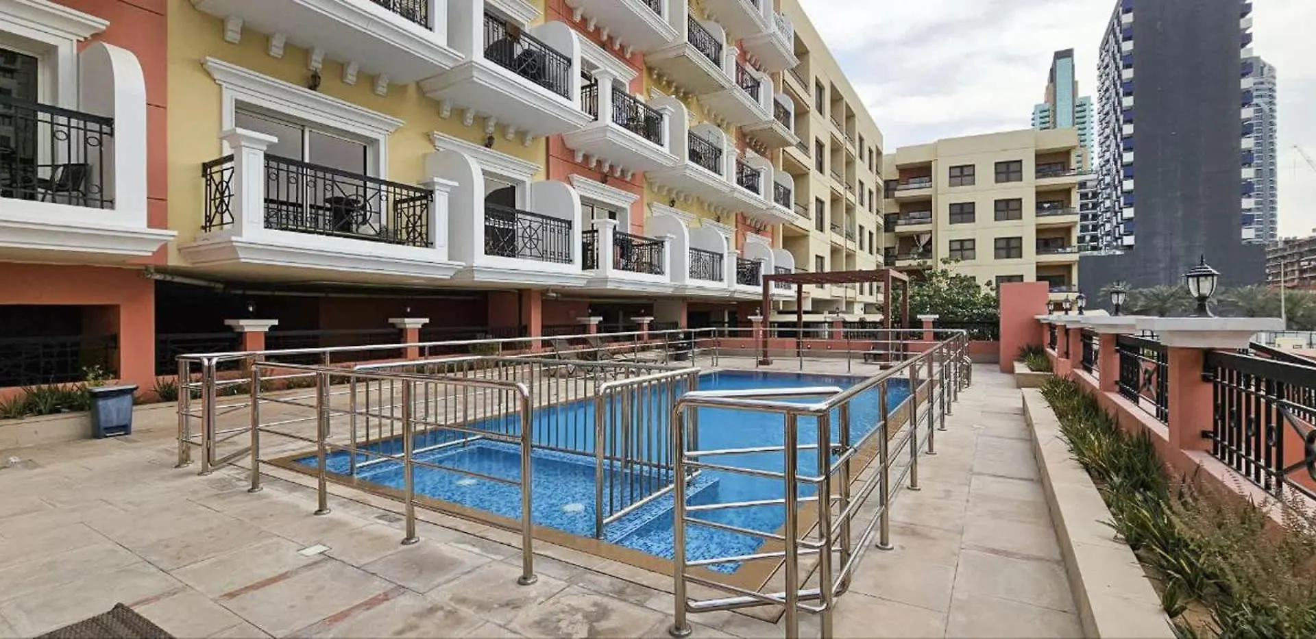 Appartement Studio In Botanica Jvc Perfect For 3 Dubai