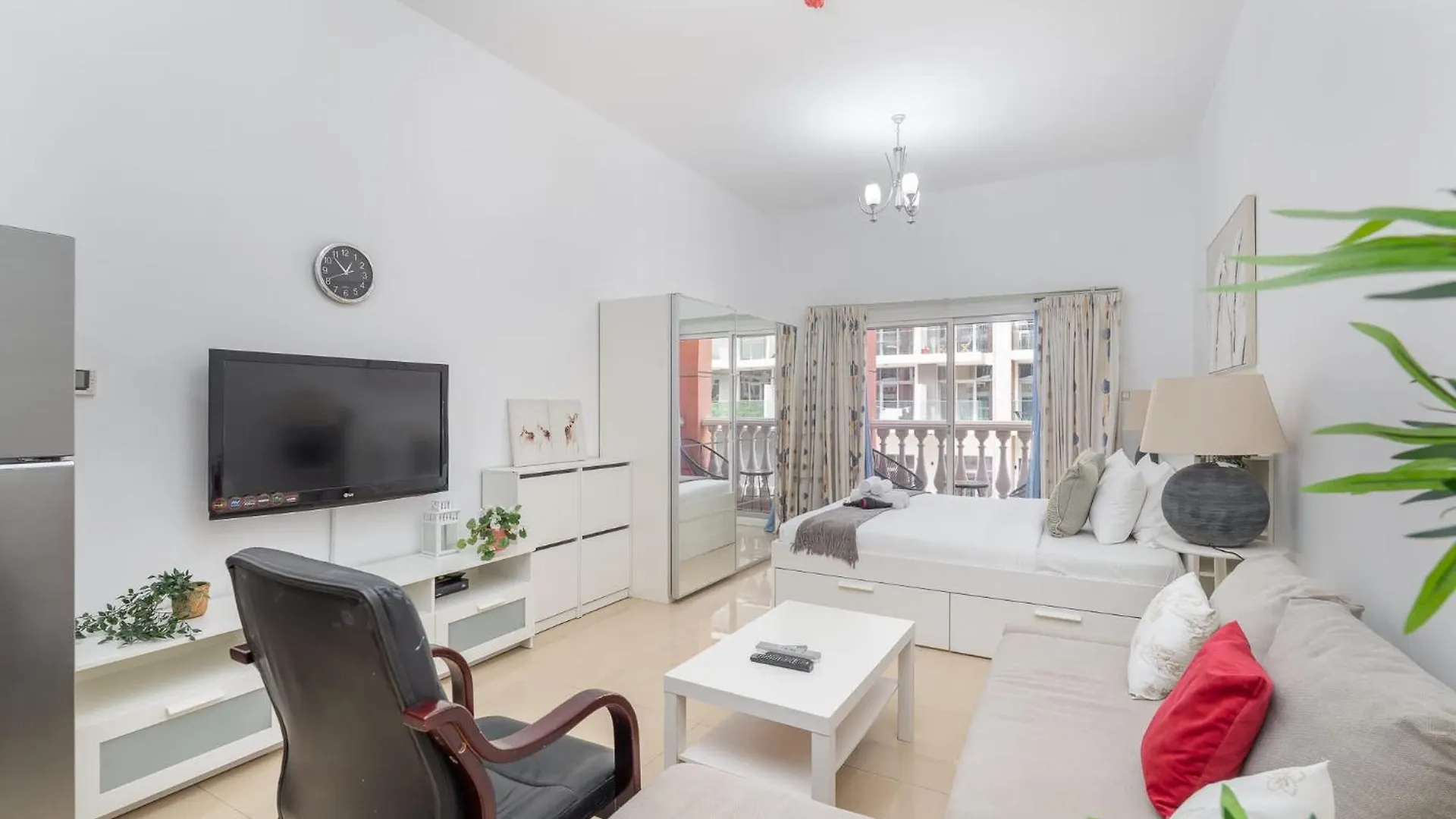 Studio In Botanica Jvc Perfect For 3 Dubai